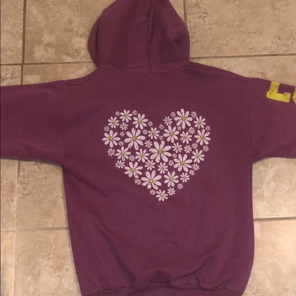 Super cute purple sweatshirt!!!